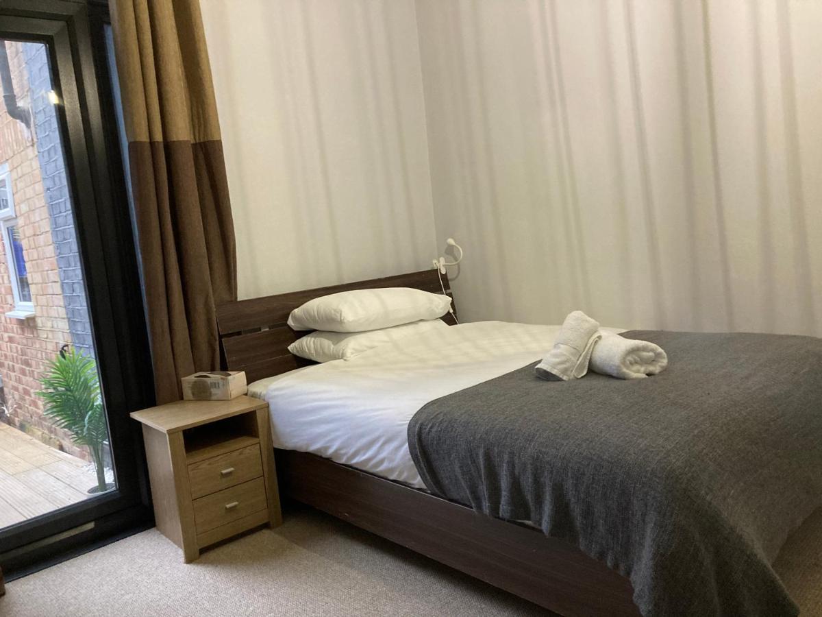 Cozy Private Room Londra Esterno foto