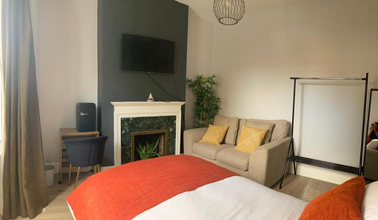 Cozy Private Room Londra Esterno foto